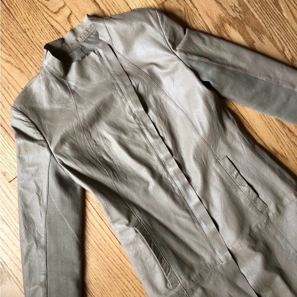 Beautiful Leather Taupe Duster Jacket - Picture 4 of 10